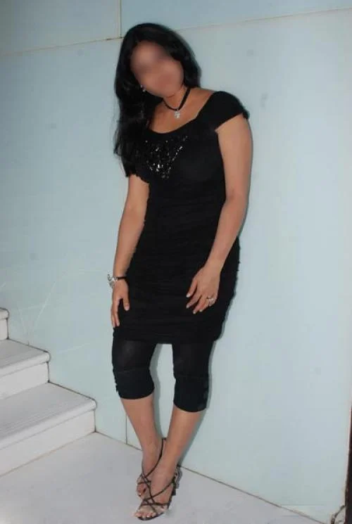 Call Girls Vijayraghavgarh